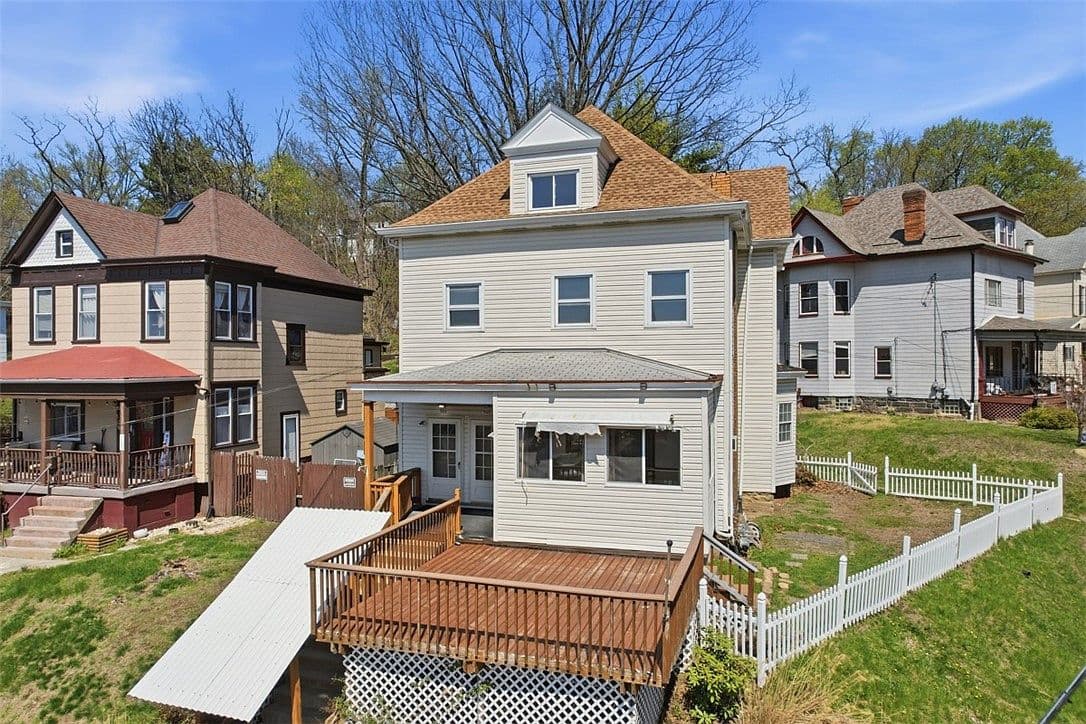 Primary listing photo