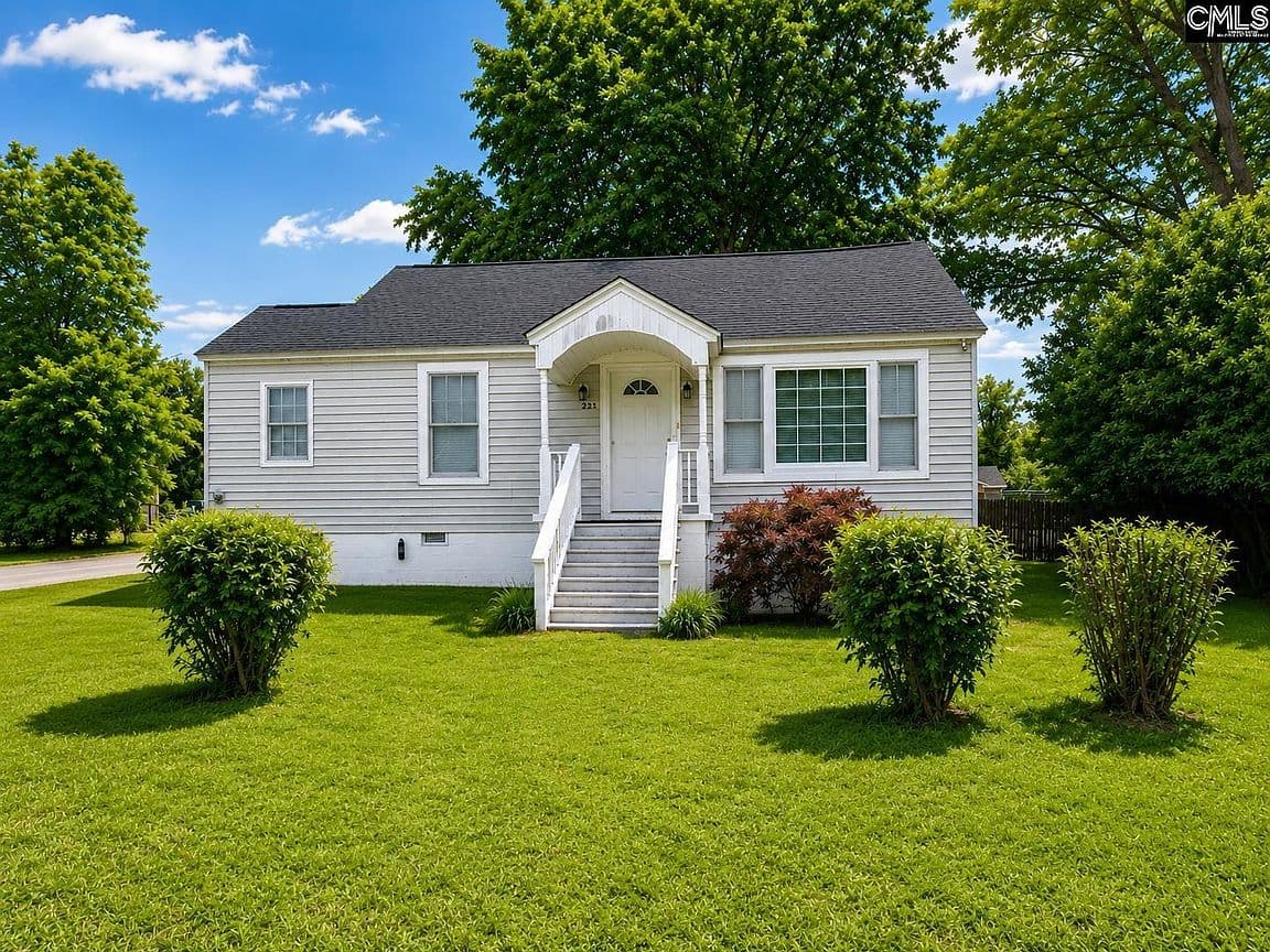 Primary listing photo