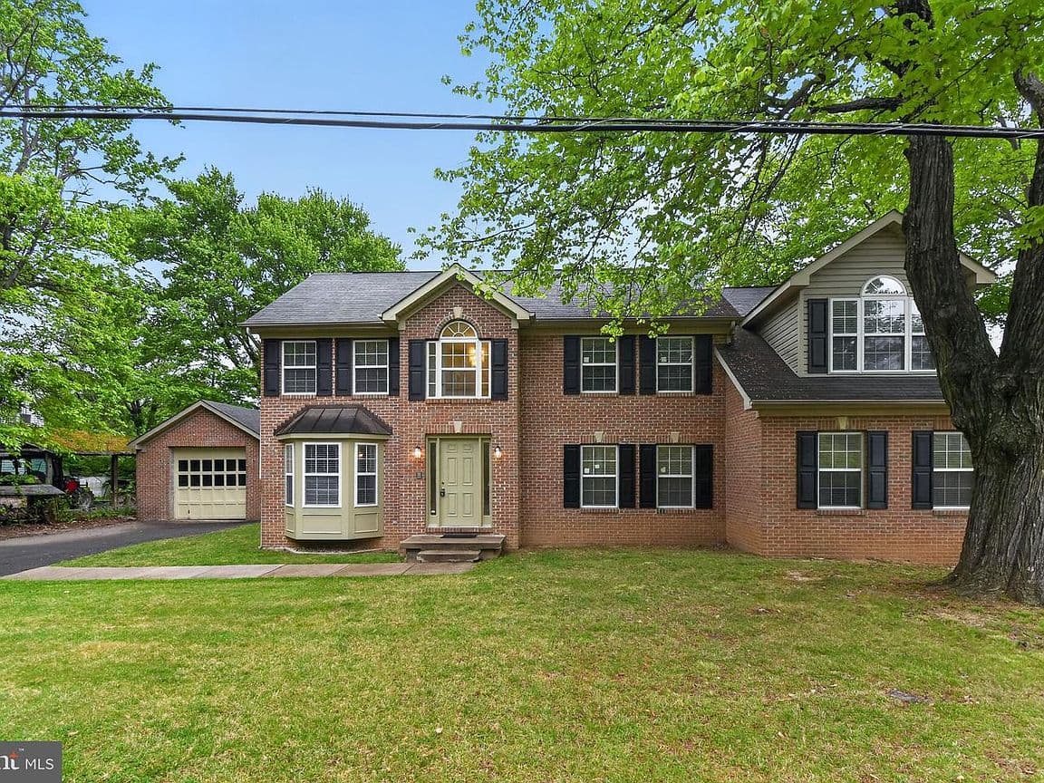 Primary listing photo