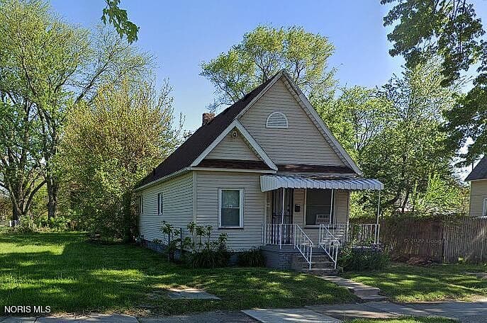 Listing photo 2