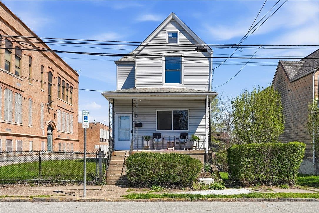 Primary listing photo