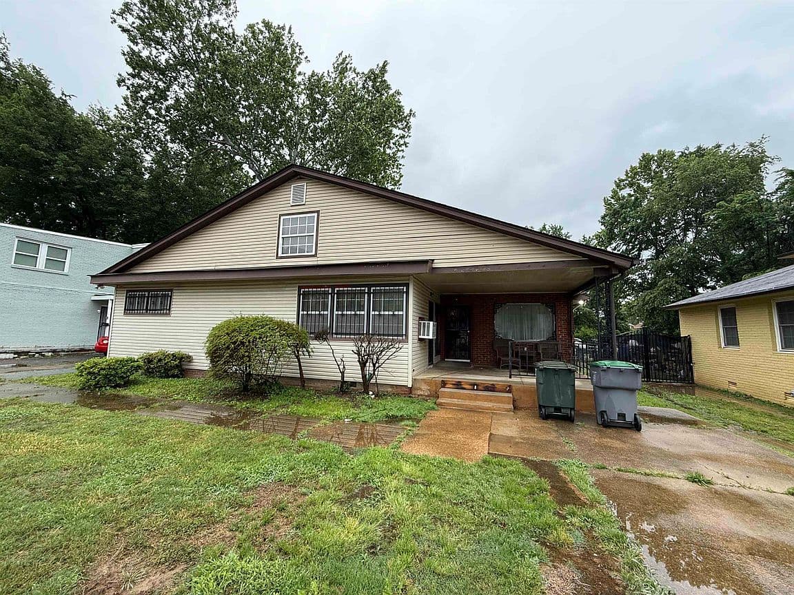 Primary listing photo