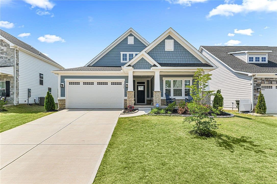 Primary listing photo
