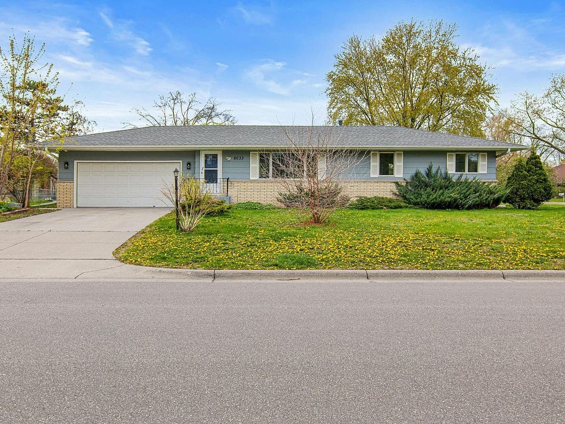 Primary listing photo