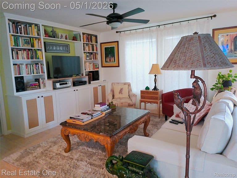 Listing photo 3