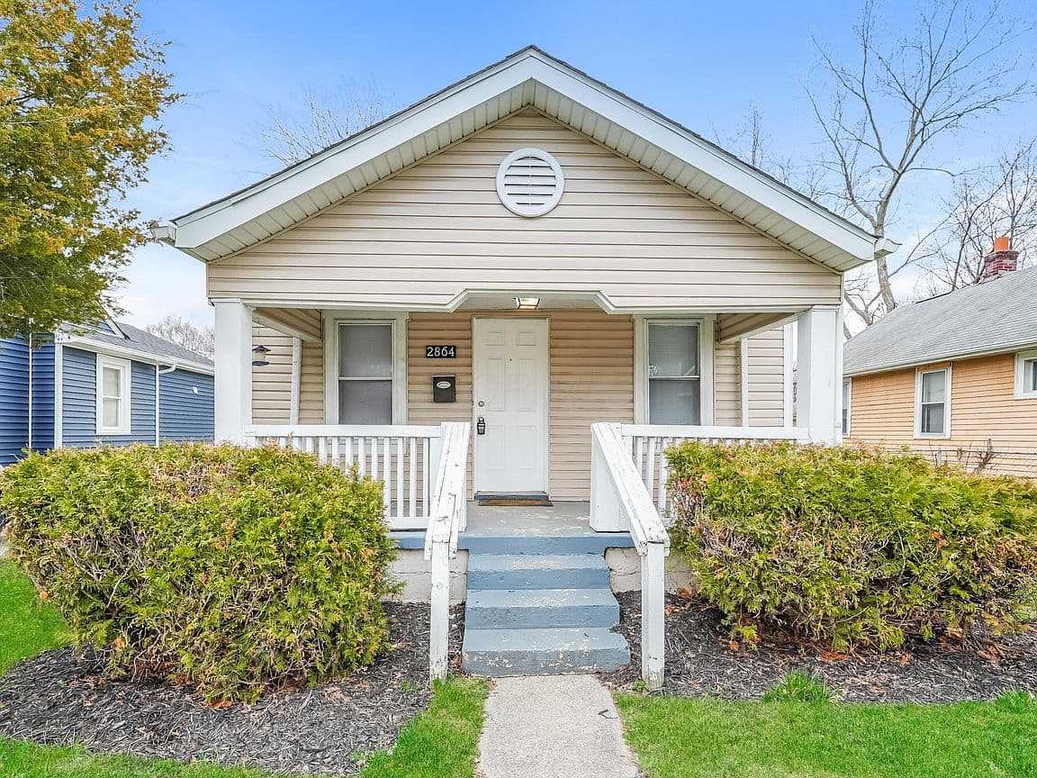 Primary listing photo