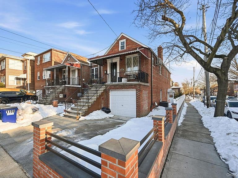 Listing photo 4