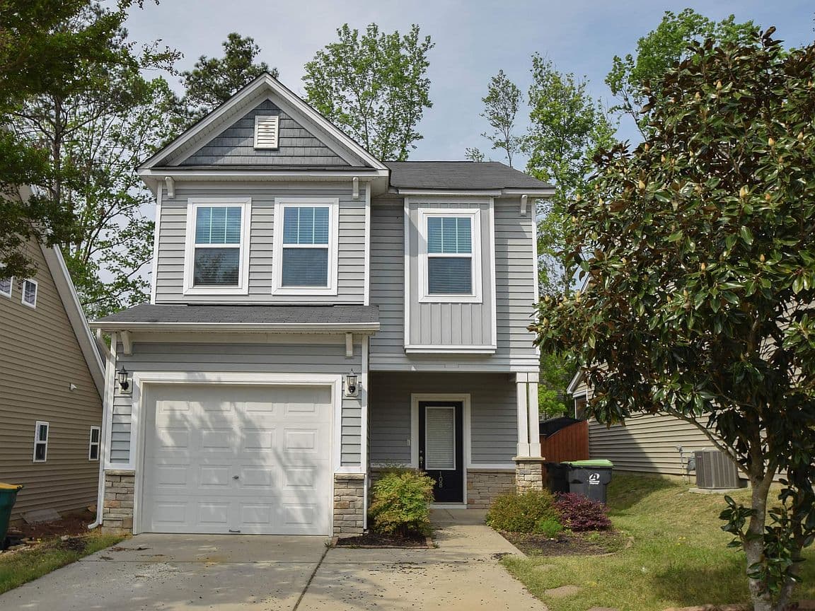 Primary listing photo