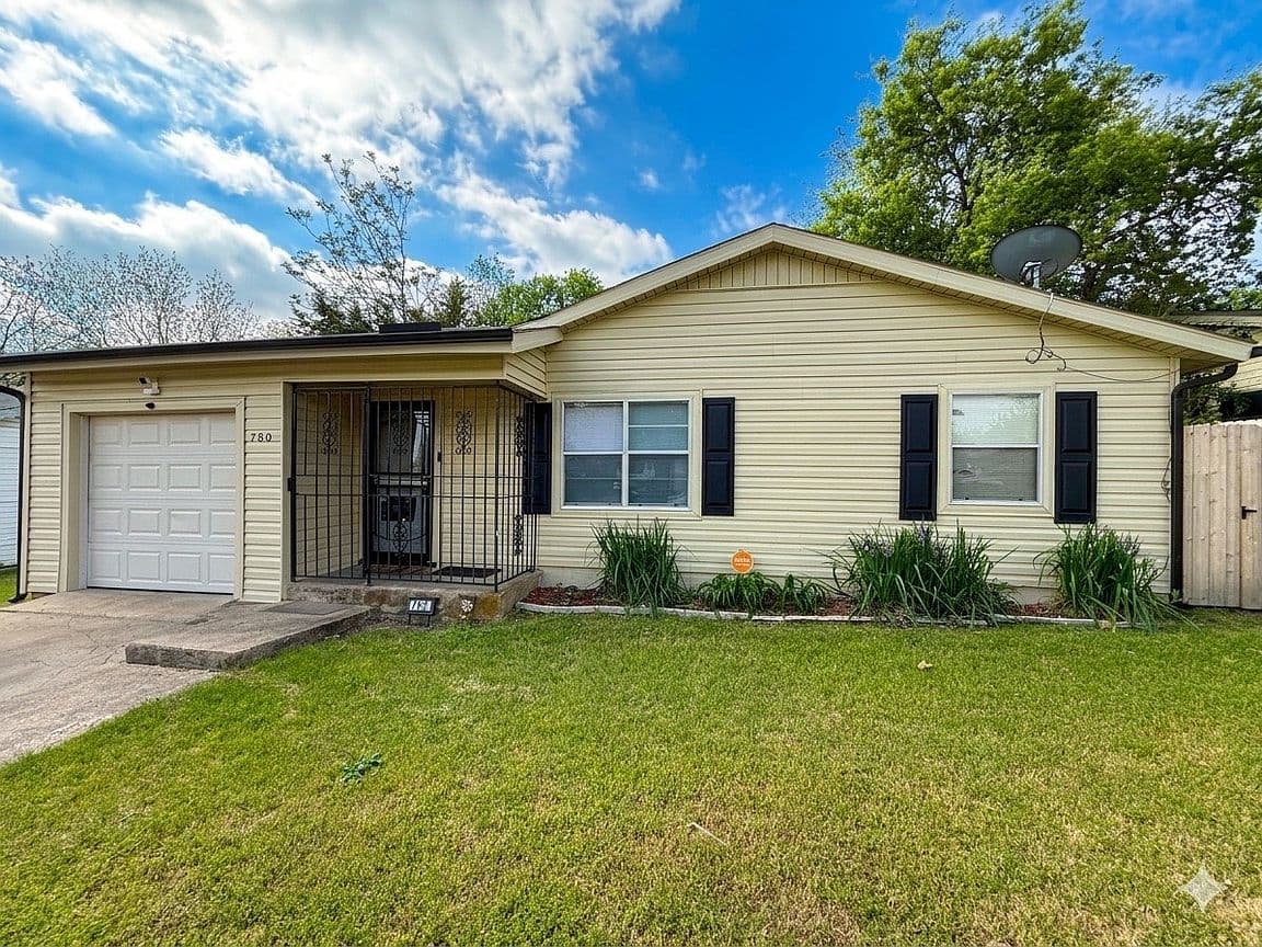 Primary listing photo