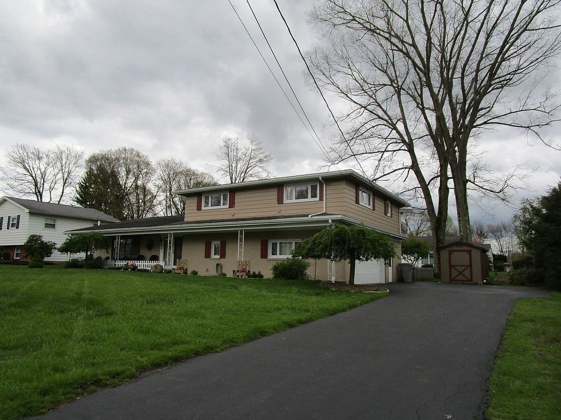 Primary listing photo