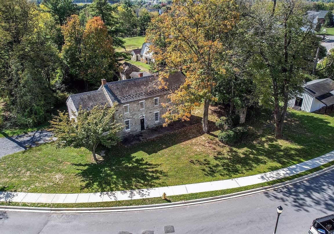 Primary listing photo