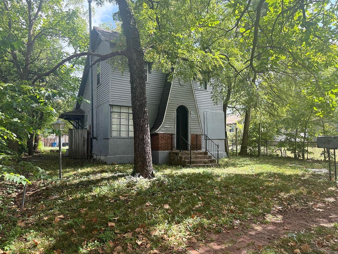 Primary listing photo