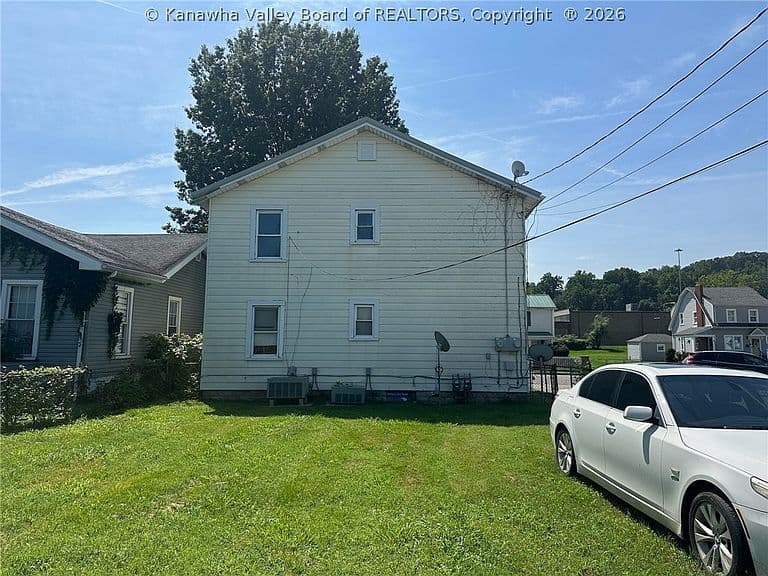 Listing photo 4