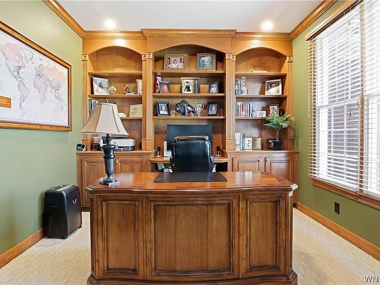 Listing photo 4