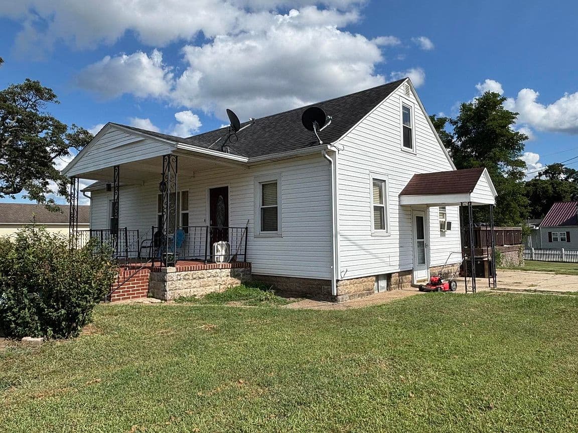 Primary listing photo