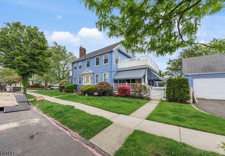 Listing photo 3