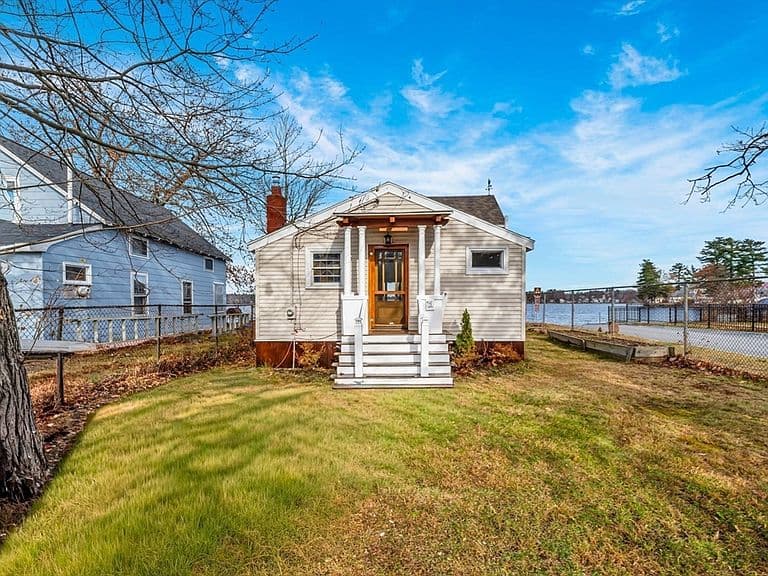 Listing photo 2
