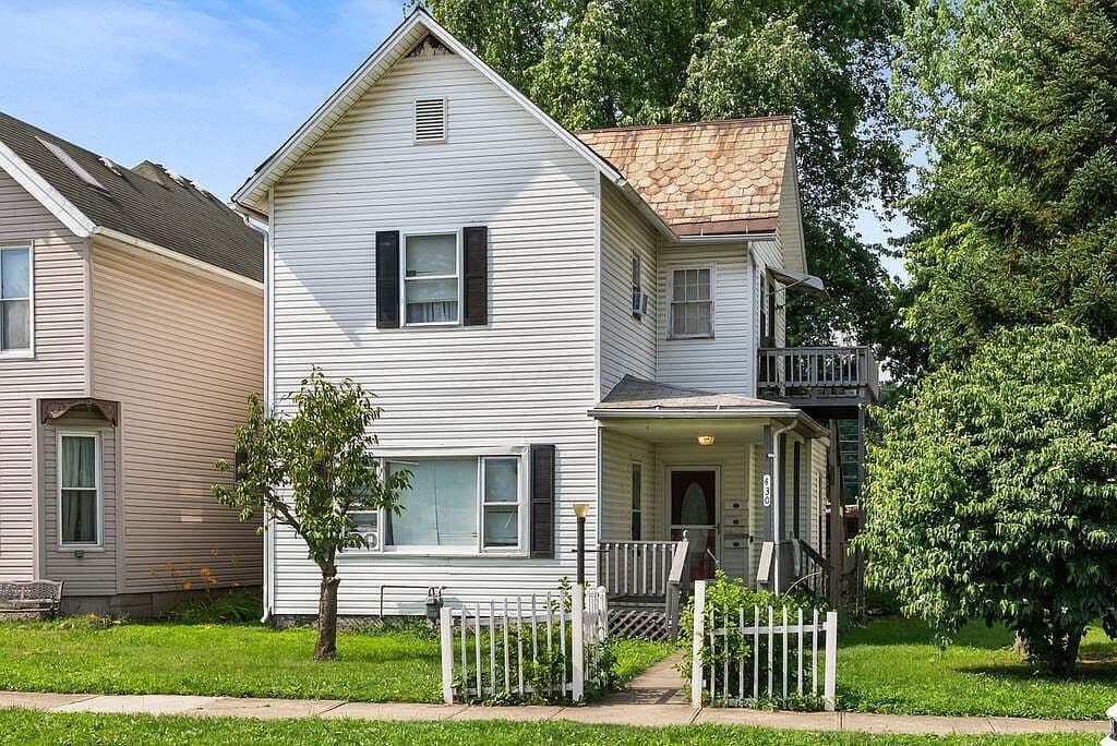 Primary listing photo