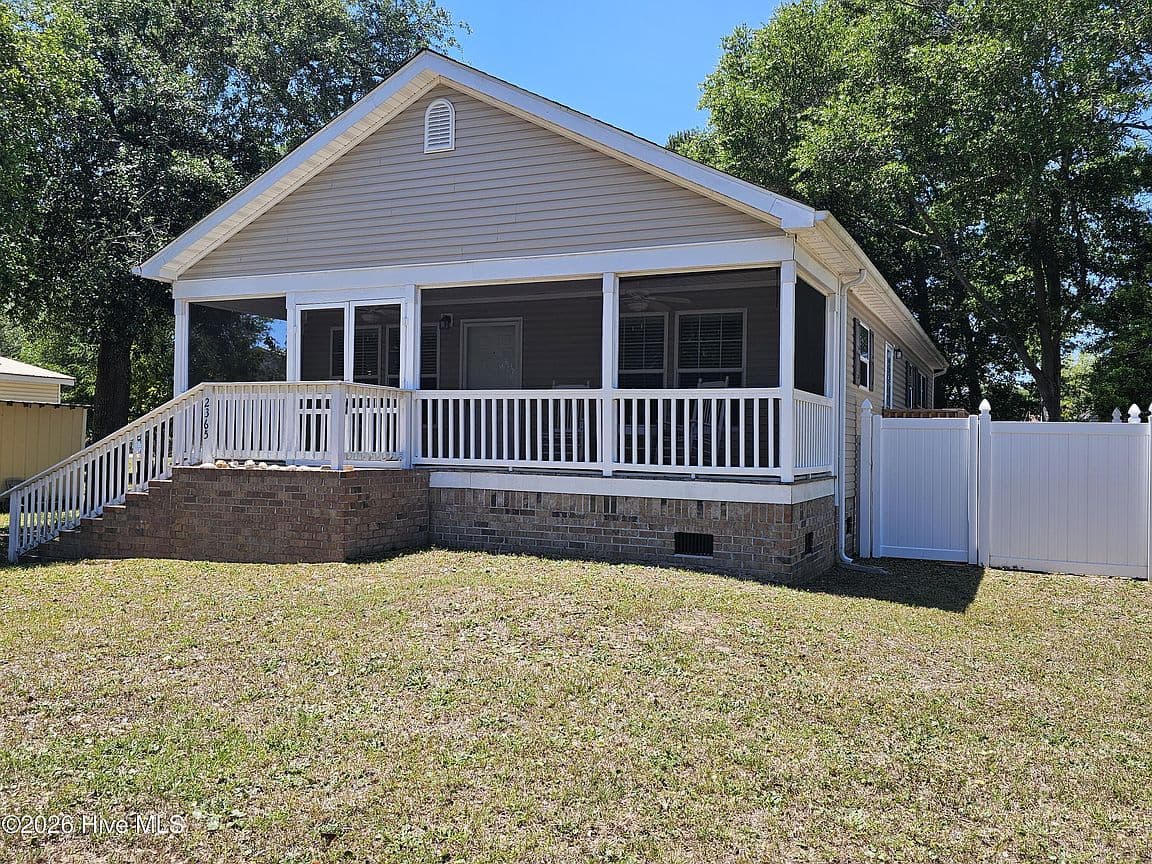 Primary listing photo