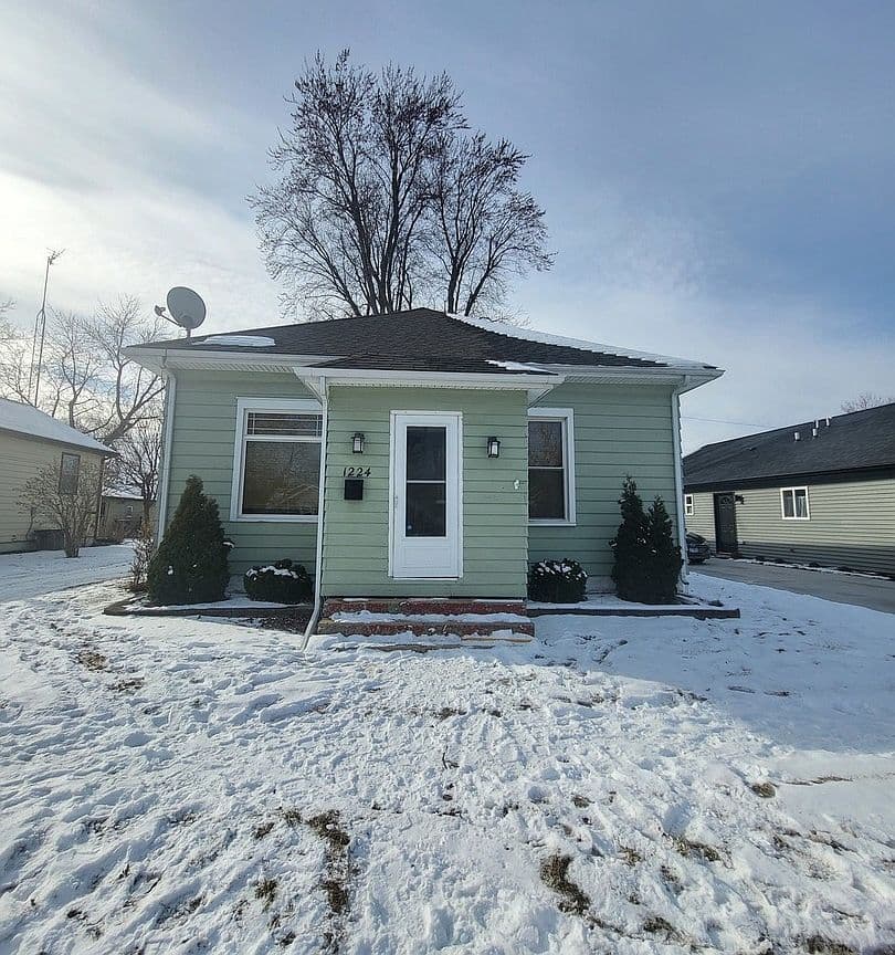 Primary listing photo