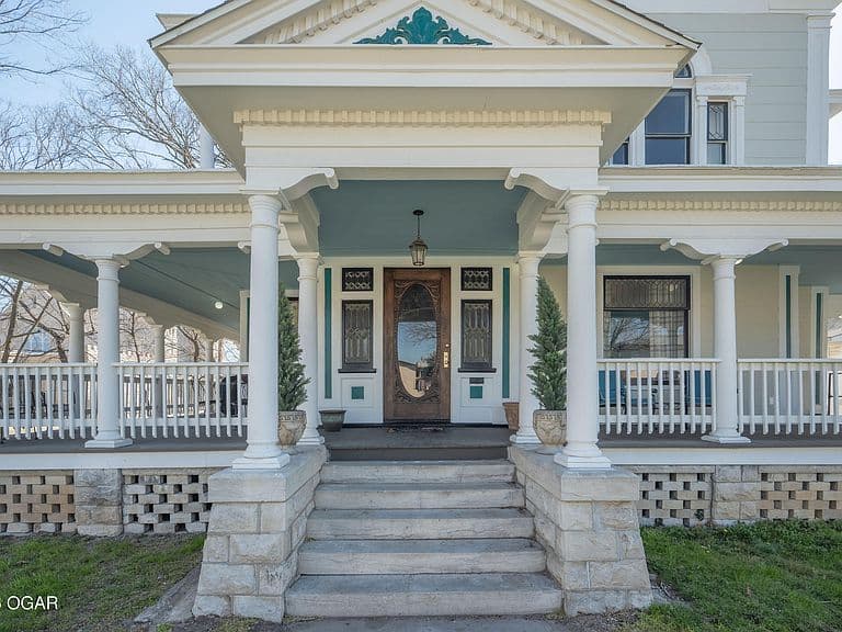 Listing photo 4