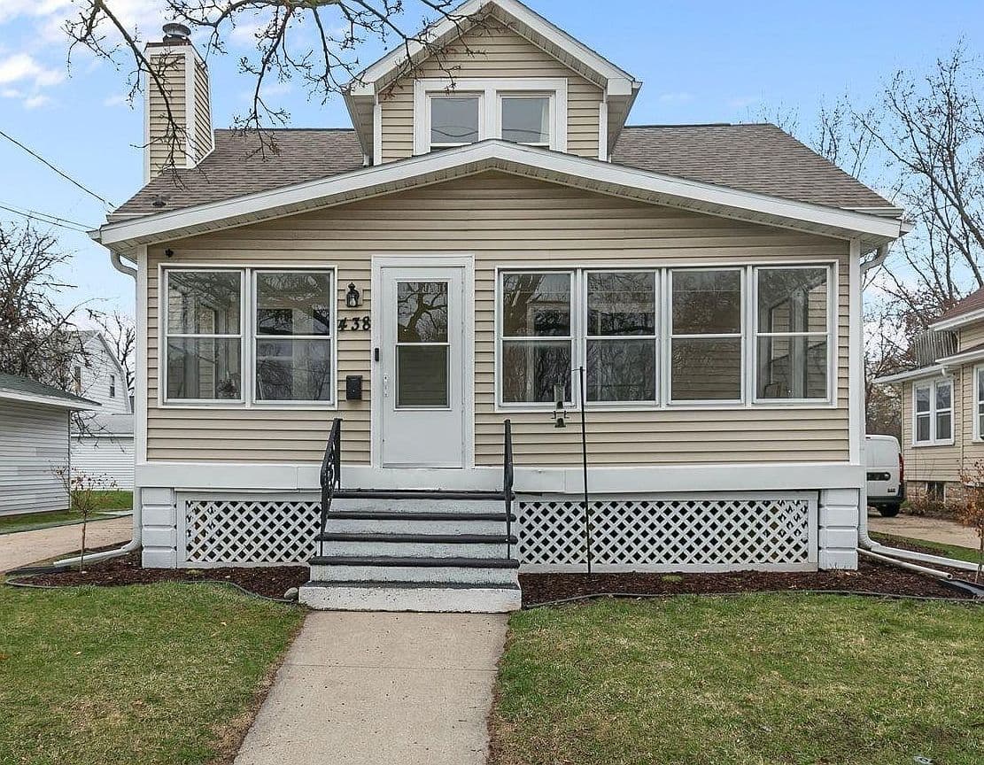 Primary listing photo