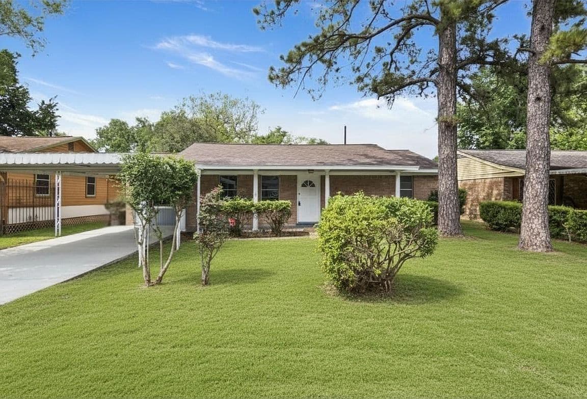 Primary listing photo