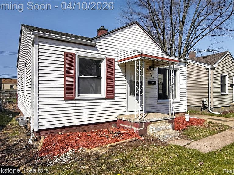 Listing photo 5