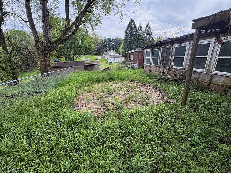 Listing photo 5