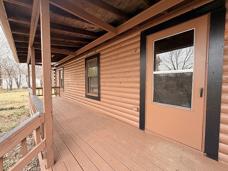 Listing photo 5