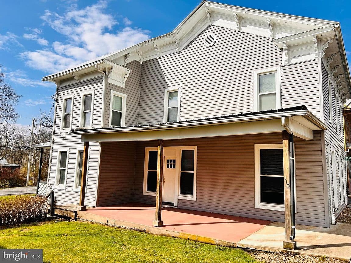 Primary listing photo
