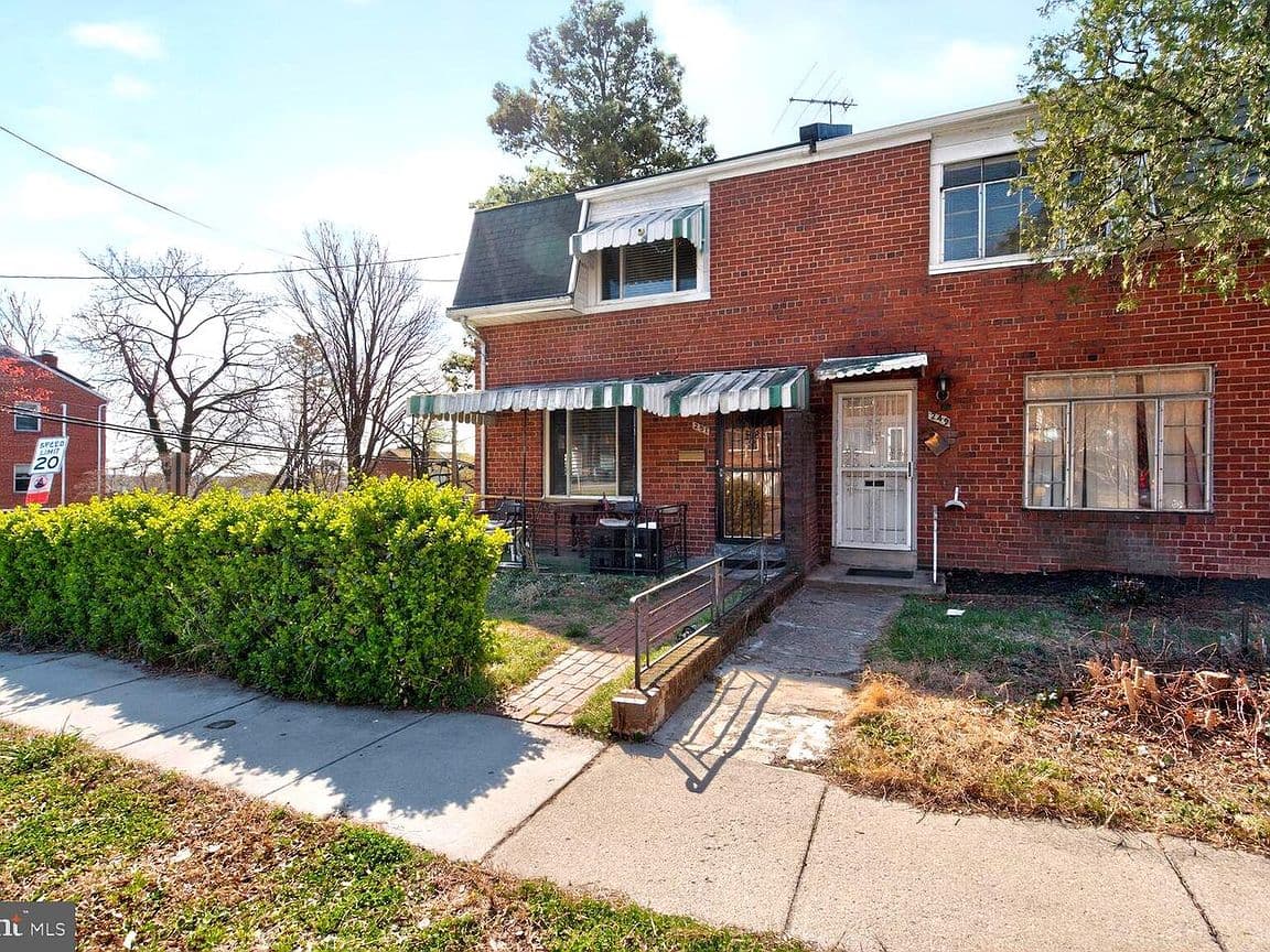 Primary listing photo