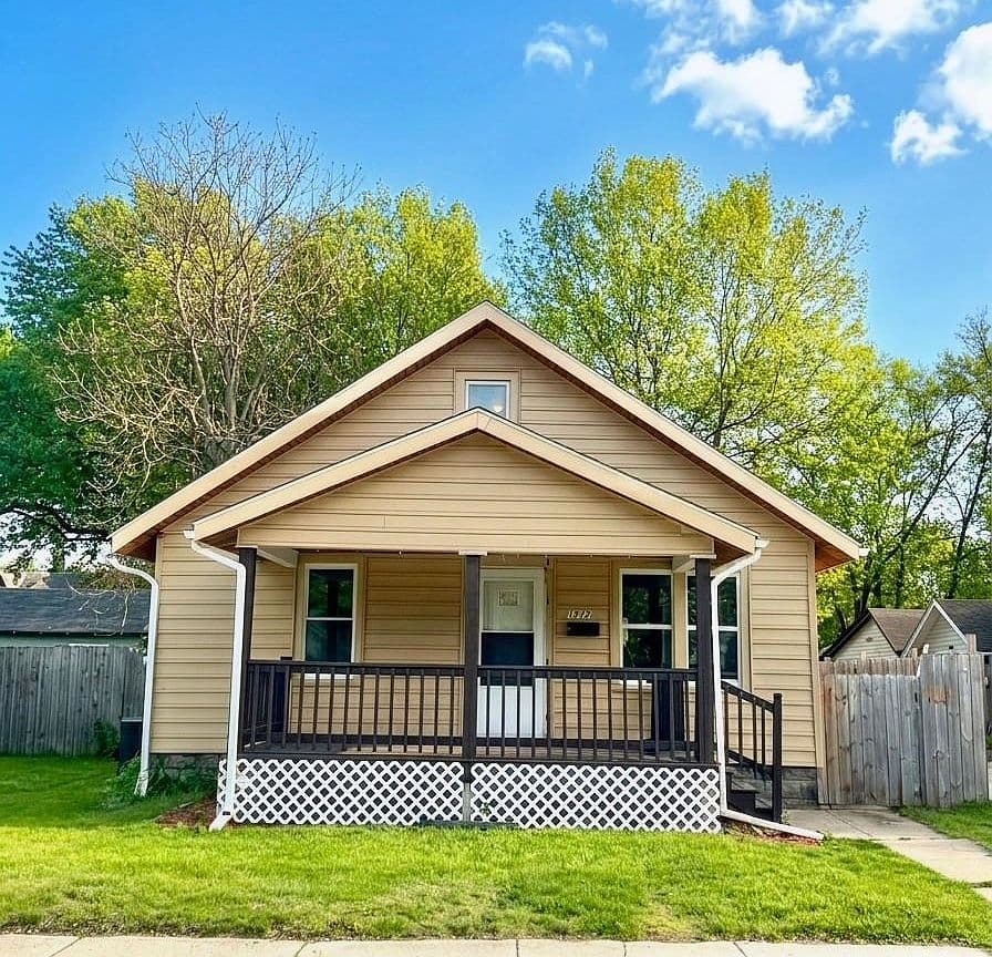 Primary listing photo