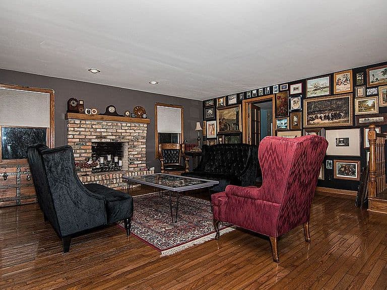 Listing photo 3
