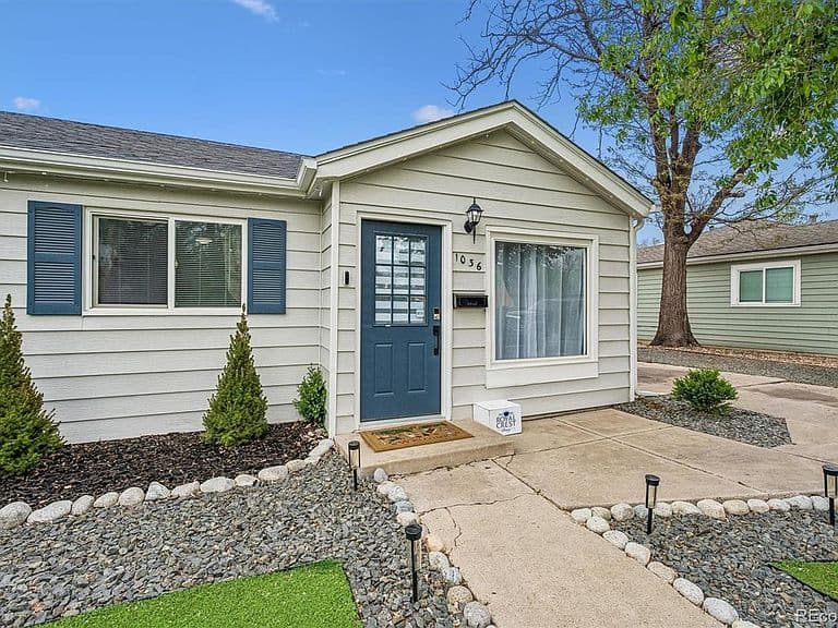 Listing photo 2