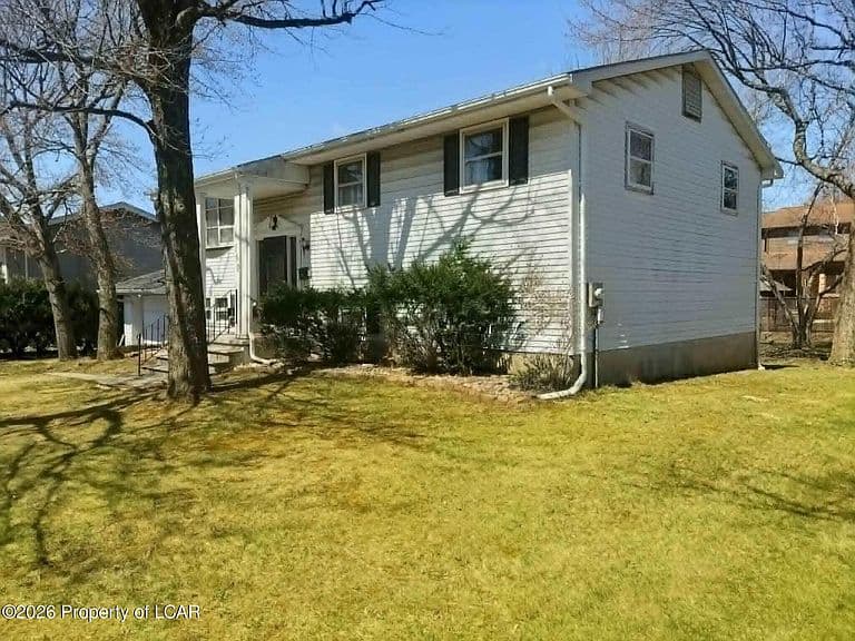 Listing photo 5