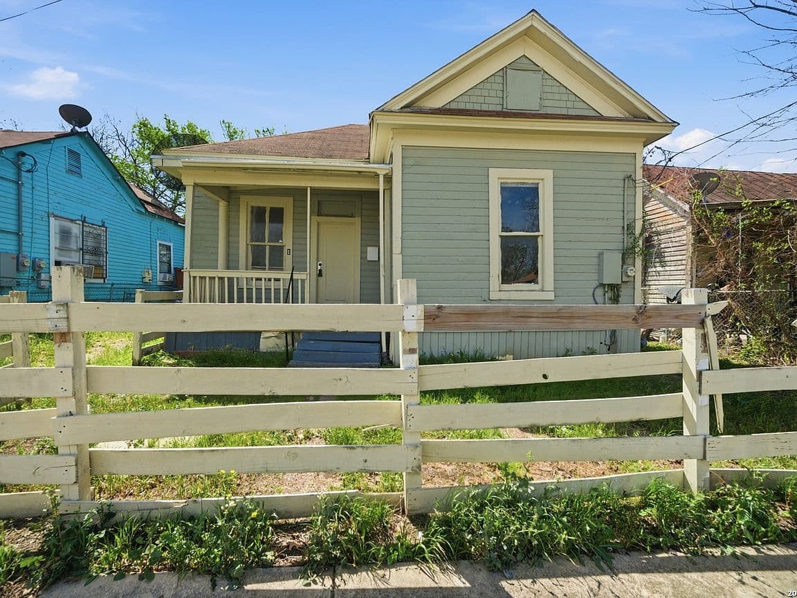 Primary listing photo