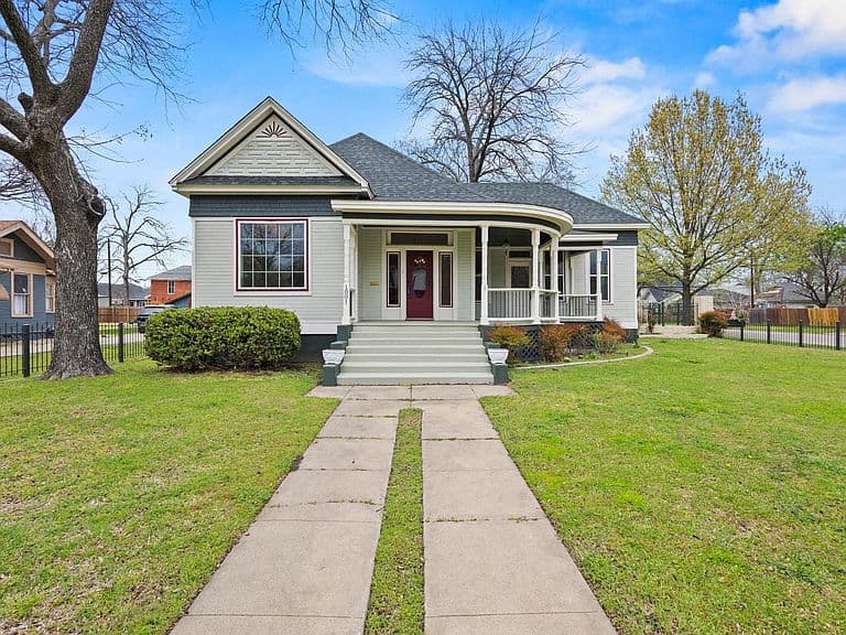 Listing photo 4