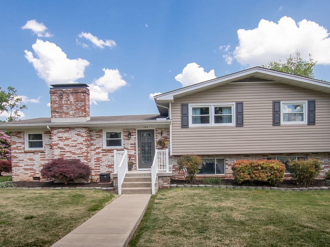 Primary listing photo