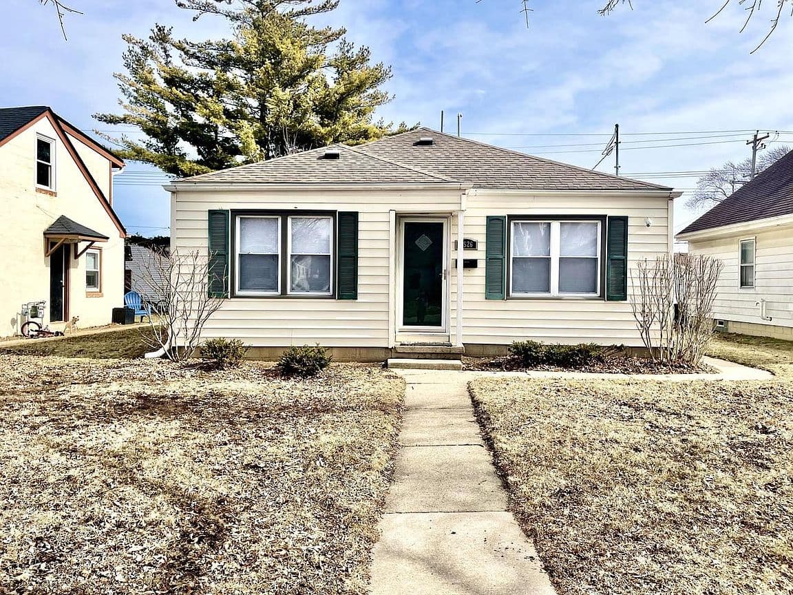 Primary listing photo