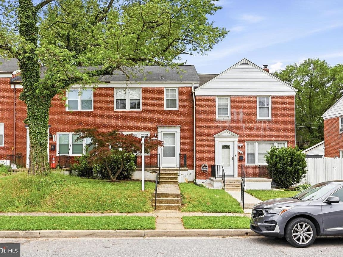 Primary listing photo