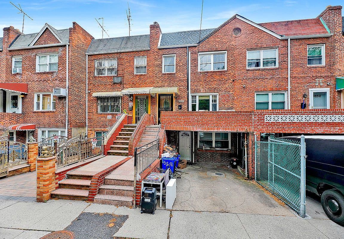 Primary listing photo