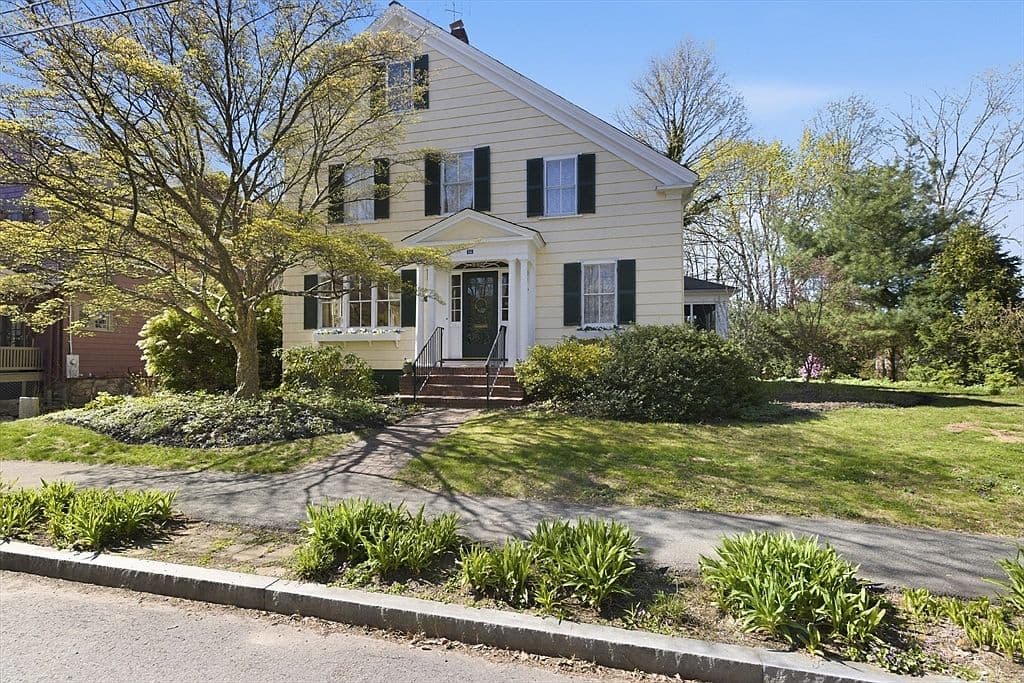 Primary listing photo