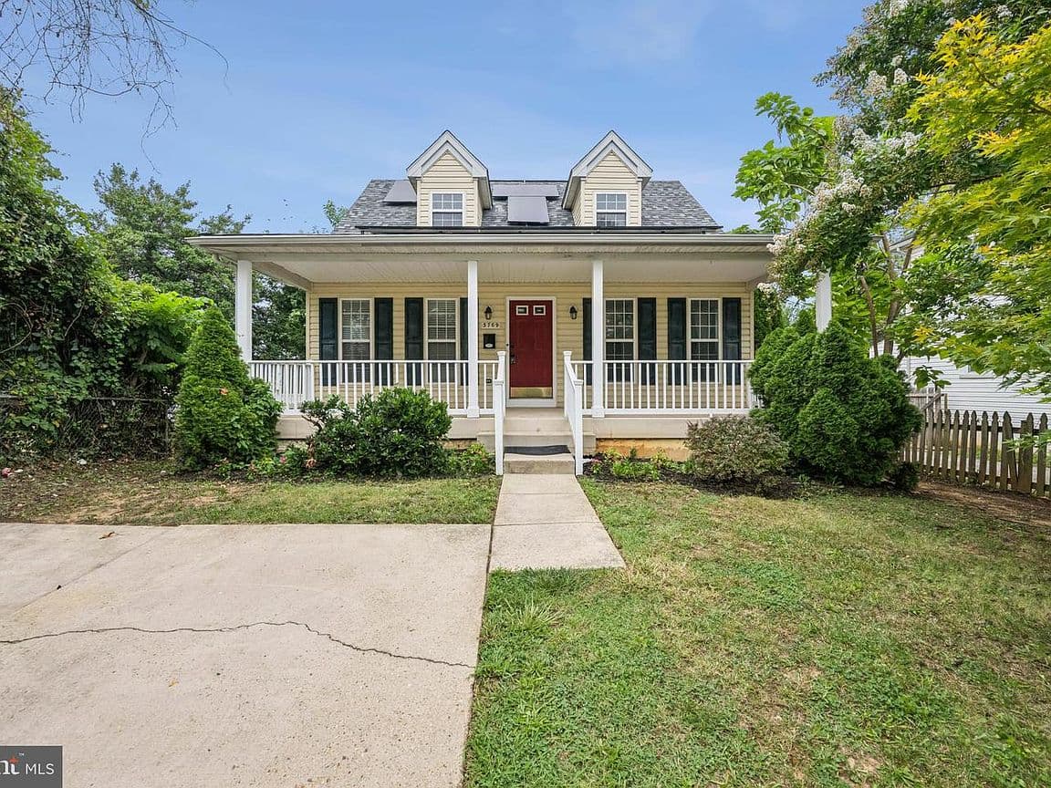 Primary listing photo