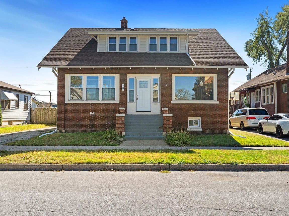 Primary listing photo