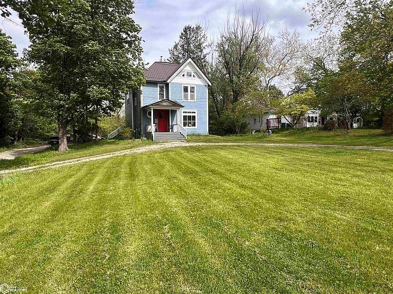 Listing photo 4