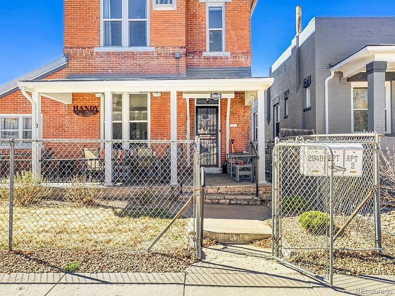 Listing photo 3