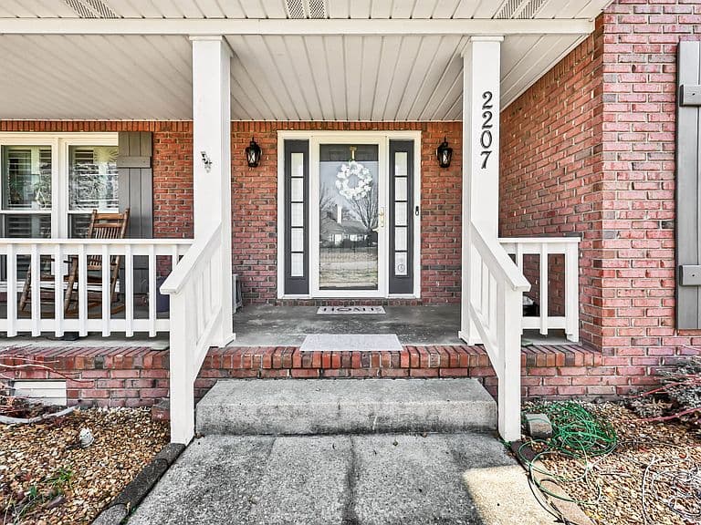 Listing photo 5