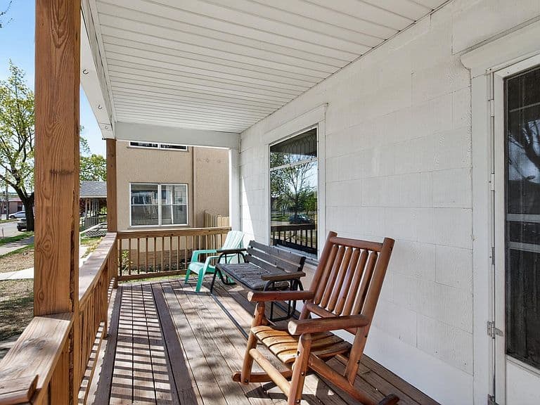Listing photo 4