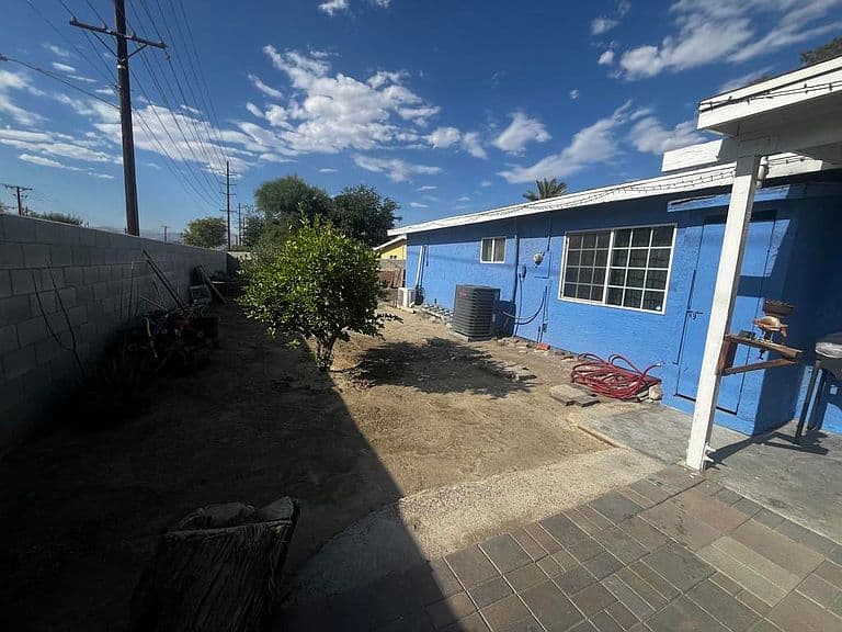 Listing photo 3